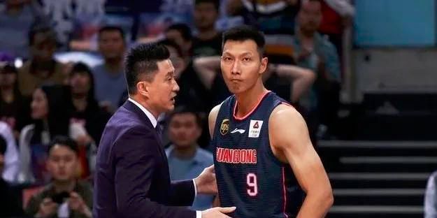 一面亲上边一面膜下边的含义